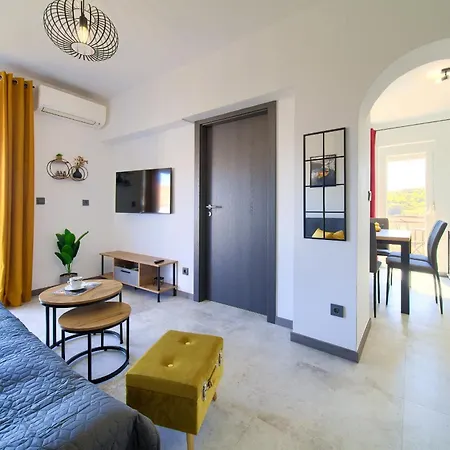 Lela Apartament